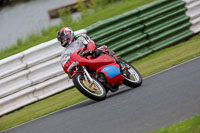 Vintage-motorcycle-club;eventdigitalimages;mallory-park;mallory-park-trackday-photographs;no-limits-trackdays;peter-wileman-photography;trackday-digital-images;trackday-photos;vmcc-festival-1000-bikes-photographs